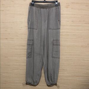 Jane & Delancey Light Army Green Casual Cargo Baggy Jogger Pants size Medium